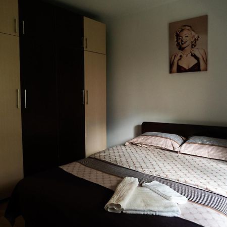 Apartament Dacul 후네도아라 외부 사진
